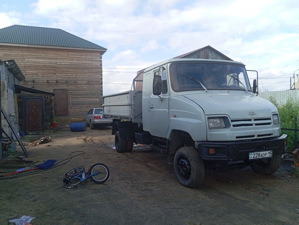 Продам зил 5301 бычек