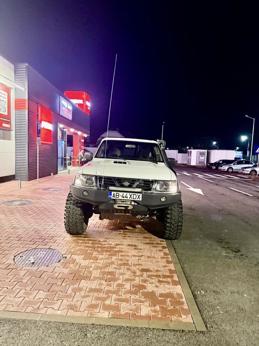 Nissan Patrol Y61