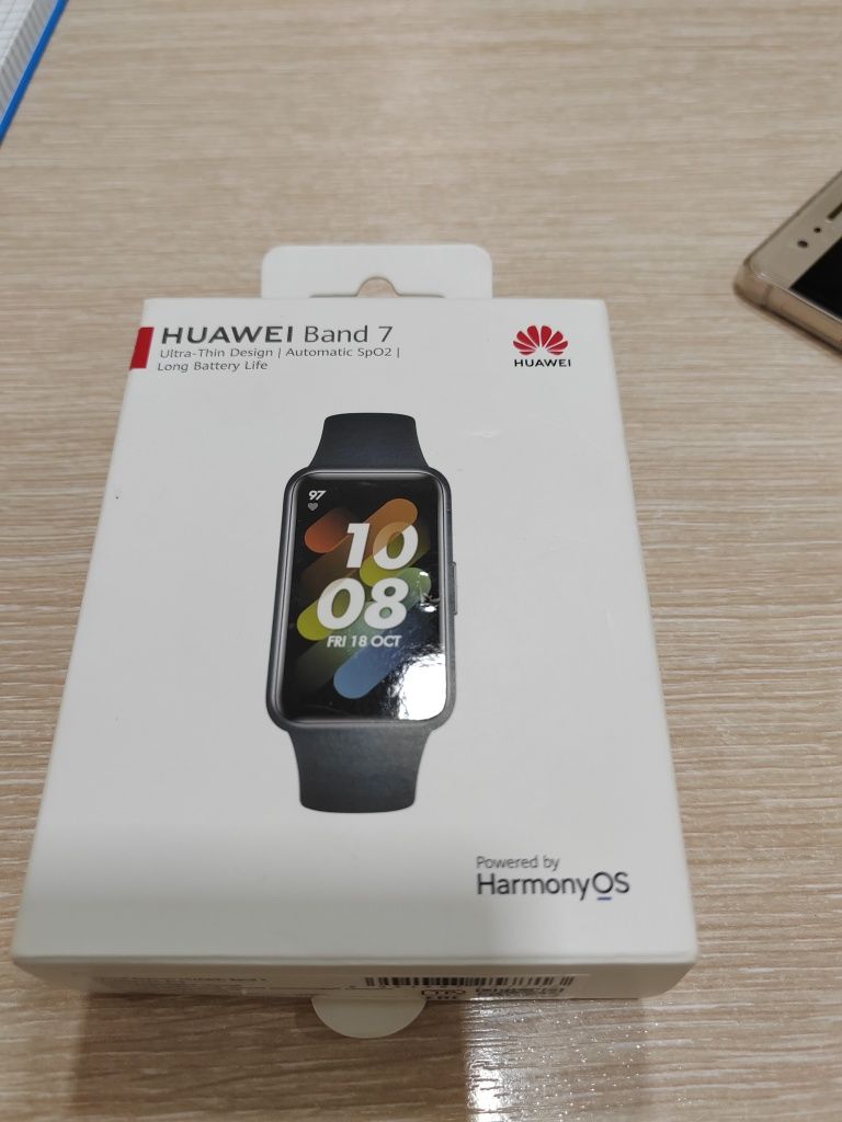 Продам Huawei Band 7