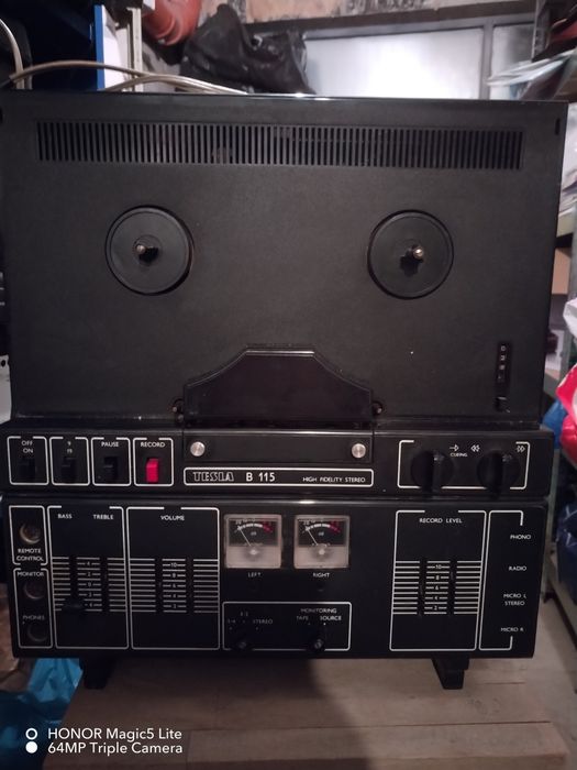 Magnetofon ,Tesla B115