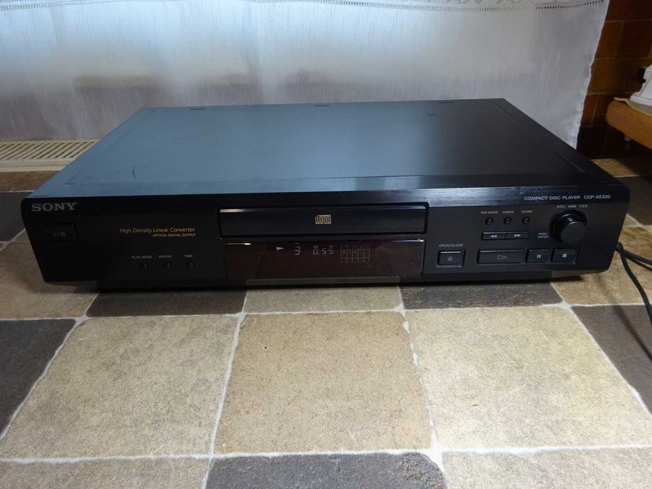 Cd-player audio retro Sony CDP-XE220