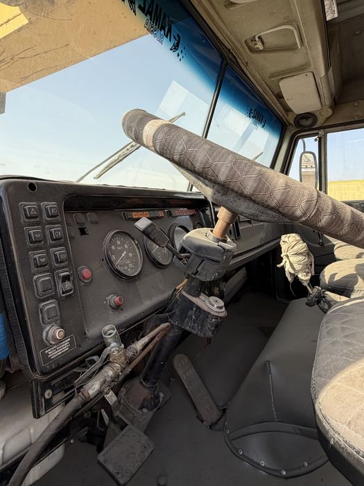 Автокран Сотилади 17500$