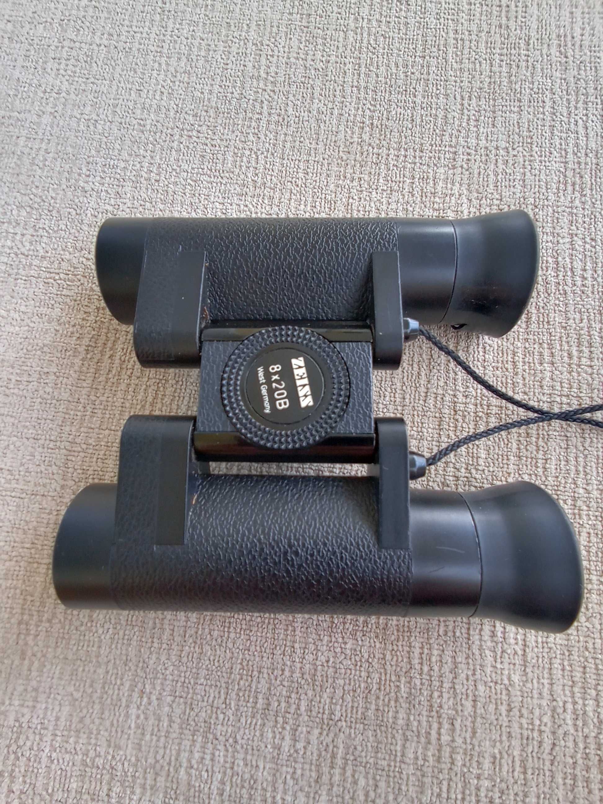 Джобен бинокъл Carl Zeiss 8x20B West Germany