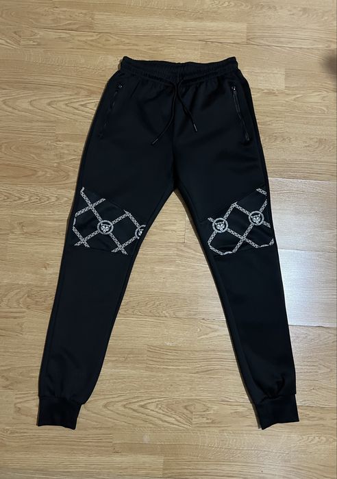 Мъжки спортни горници и якета