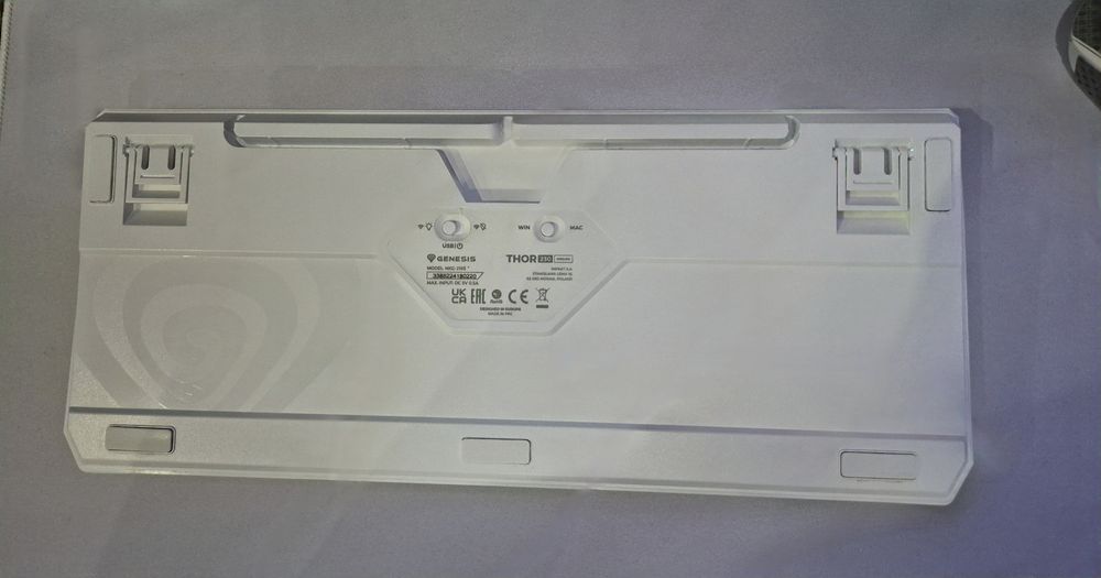 Genesis Thor 230 TKL Wireless US White