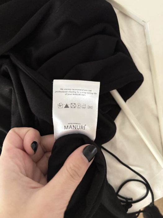 Rochie neagra MANURI