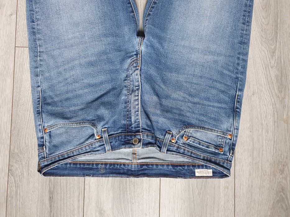 Blugi LEVI'S 511 Slim Performance - Marime W38 L32 (Talie 103 cm)