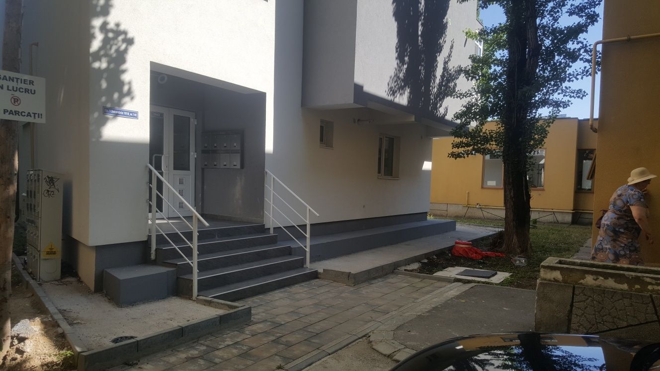 Spatiu comercial (birou,cabinet)
