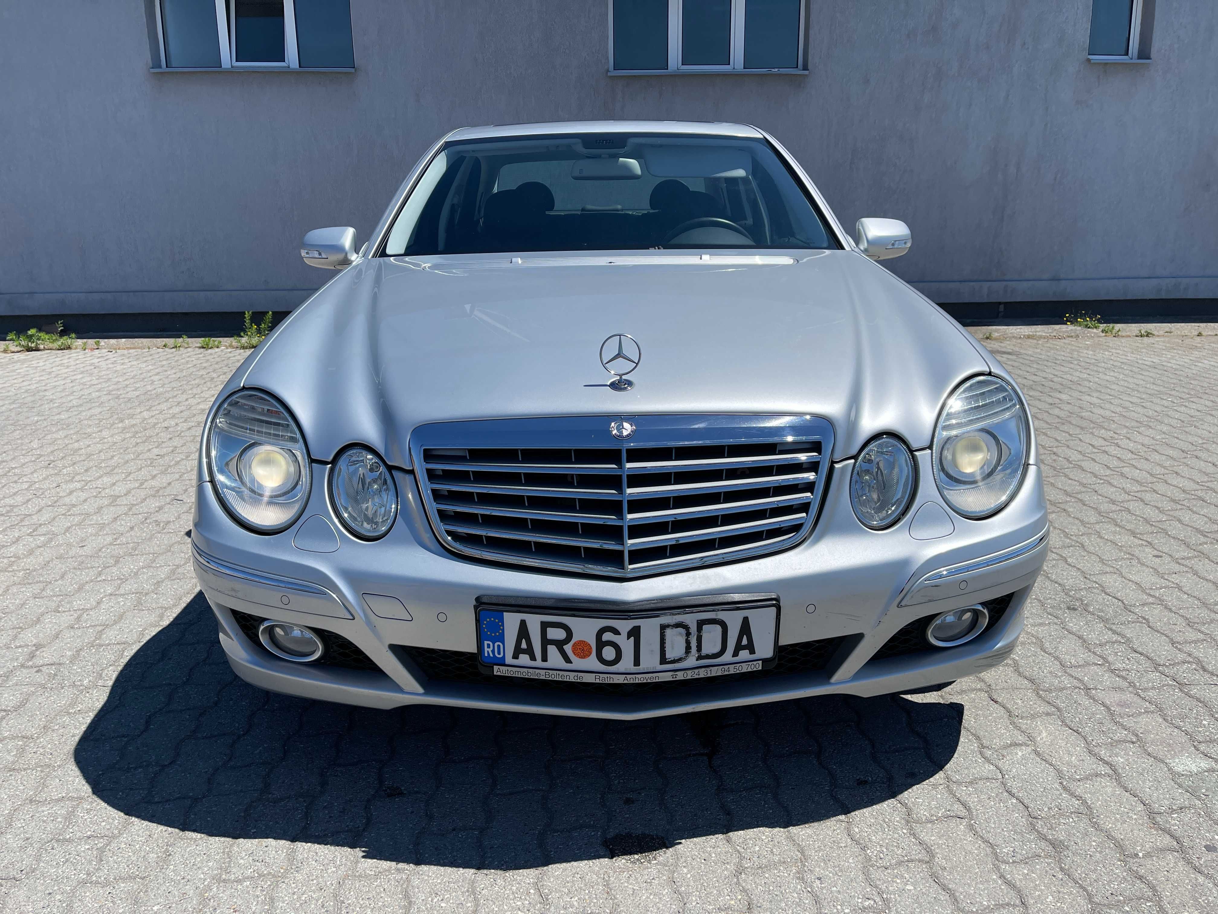 Mercedes E300 BLUETEC-210CP/Model ELEGANGE /Automat/Navi/Trapa
