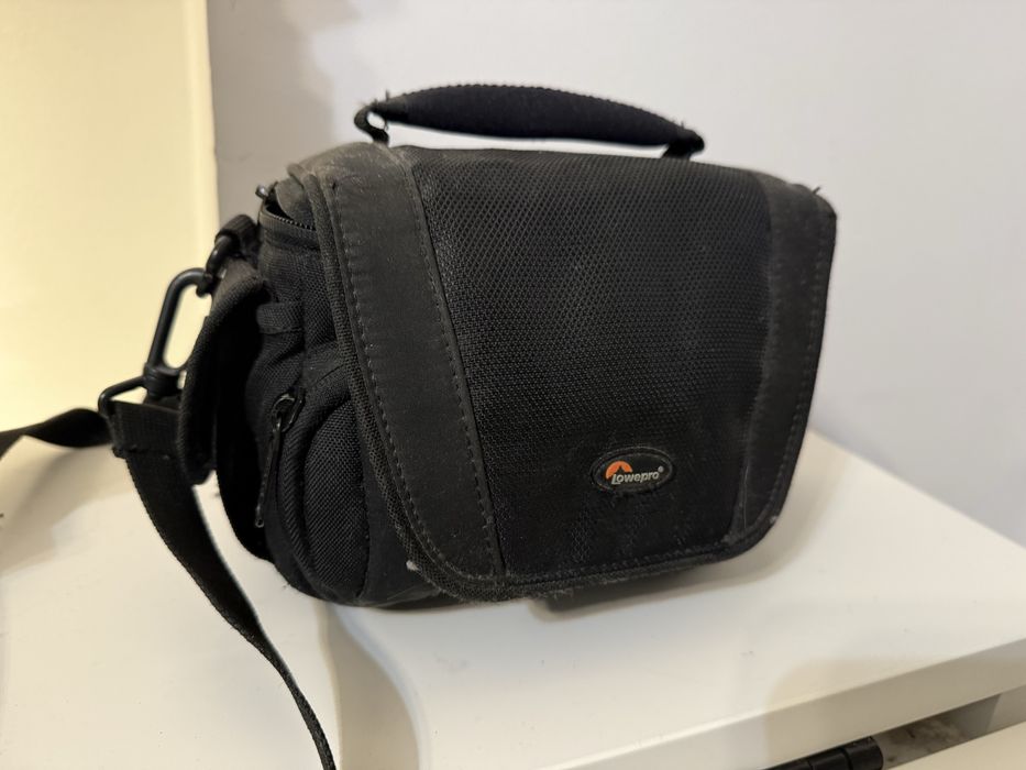 Aparat foto Panasonic cu geanta