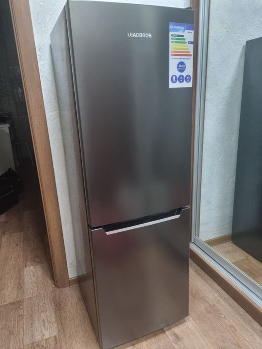 Холодильник продам