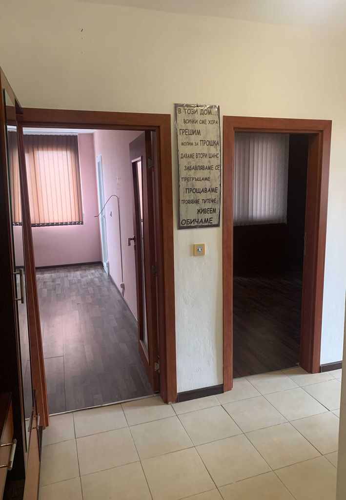 Продава се Двустаен апартамент в Карлово - 65 кв.м за 981 €/кв.м - Снимка #11