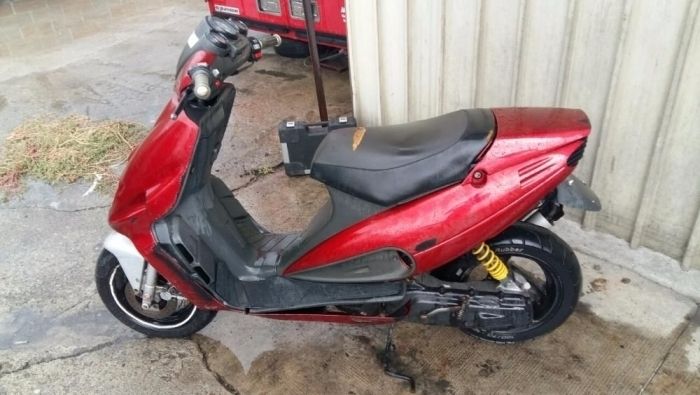 Malaguti-F12-50-На части