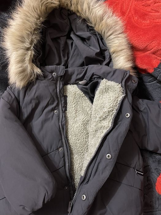 Geaca Zara ,marime 98cm,impermeabila-perfecta pentru iarna.