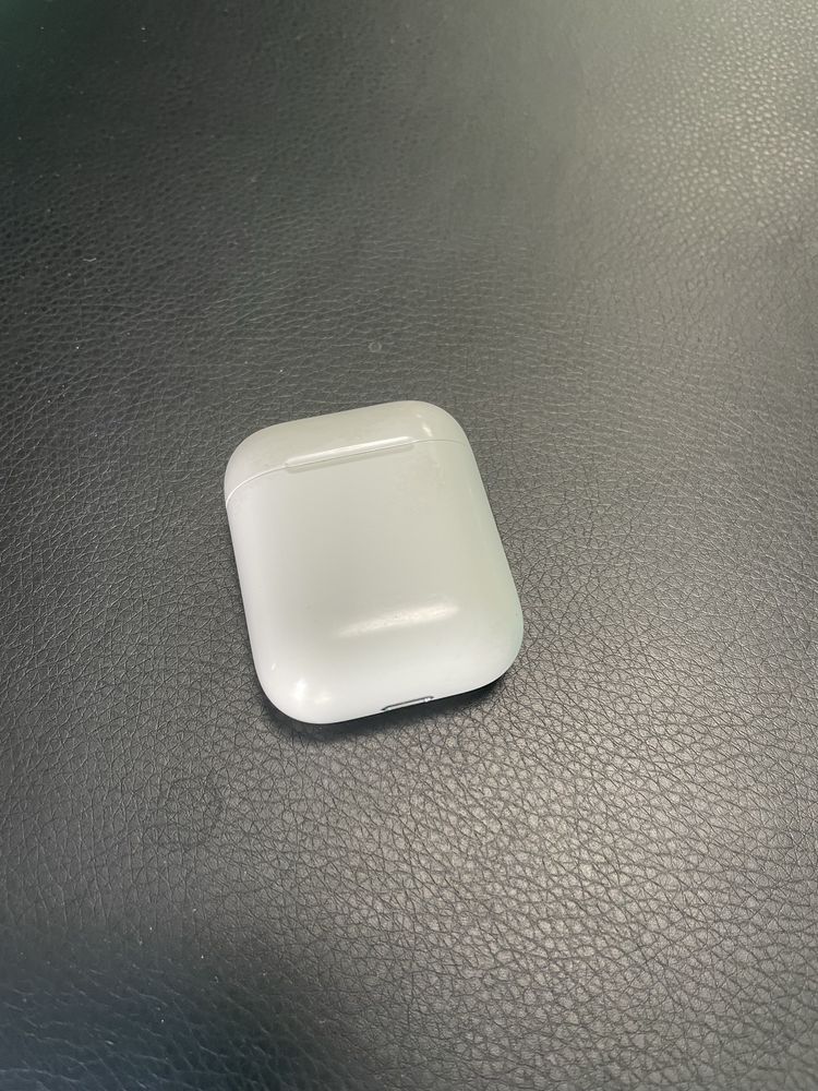 Apple Airpods 2.2
