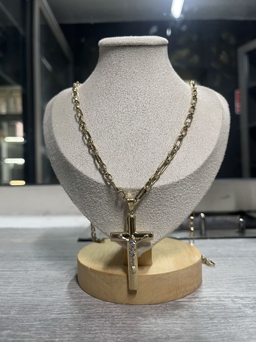 Lanț si Cruce Aur 14K -385 Ron /Gr . Ca nou