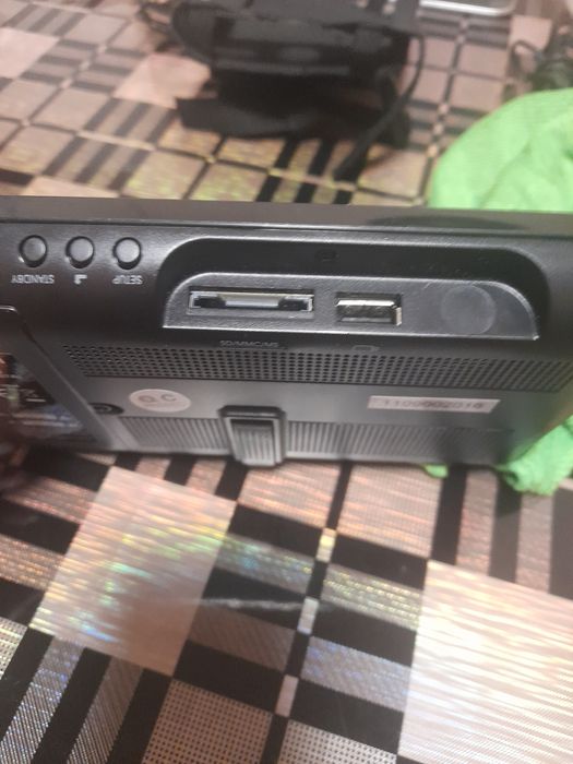 Vind multimedia cu card și usb Vatech