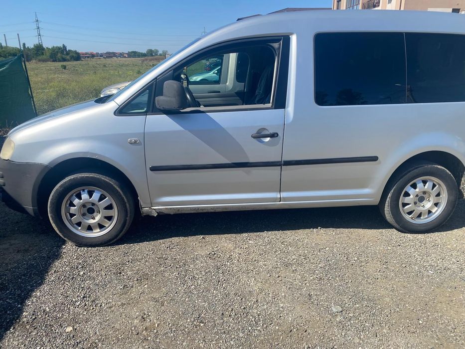 Vând vw caddy urgent