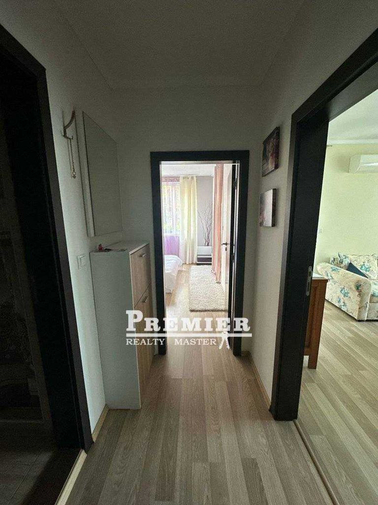 Продава се Двустаен апартамент в Свети Влас - 60 кв.м за 1250 €/кв.м - Снимка #2