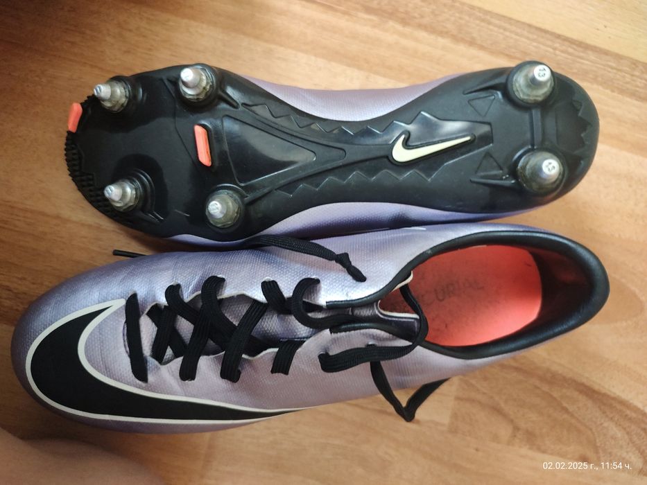 Бутонки за футбол  Nike mercurial кожени отлично състояние