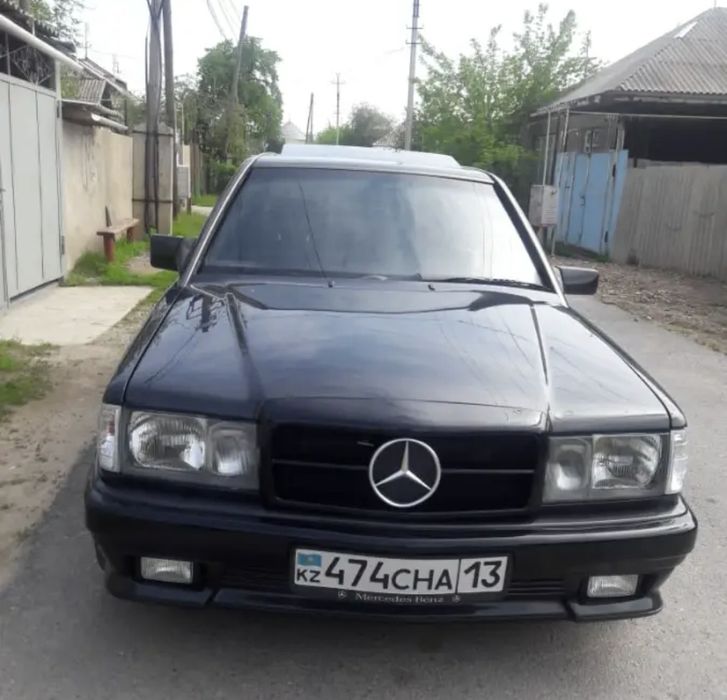 Бампер Мерседес  190 W 201