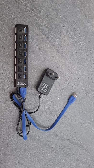 Hub USB 3.0 cu 7 Porturi si Alimentator