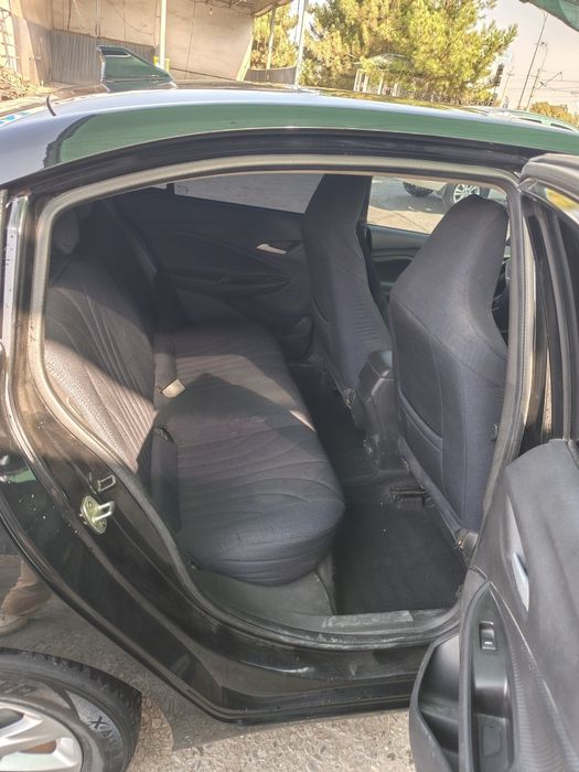Chevrolet onix LTZ кредити  бор