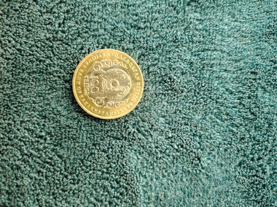 Продам монеты новые