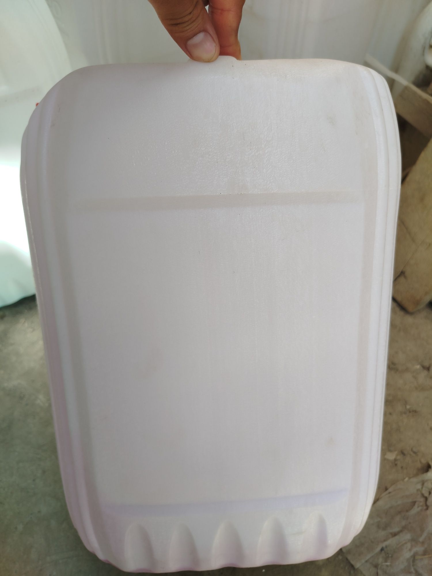 Kanistrlar sotiladi 20 kg