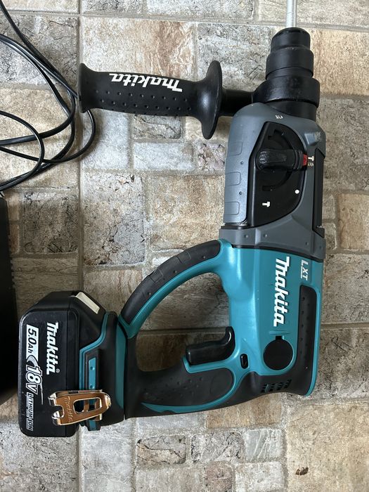 Rotopercutor Makita DHR 202