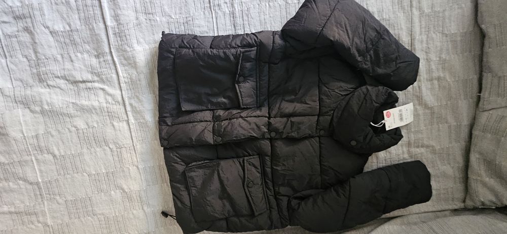 Geaca oversize, matlasata, noua, dama, marimea XS