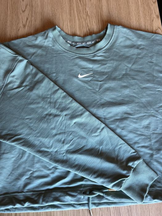 Дамски суичър Nike