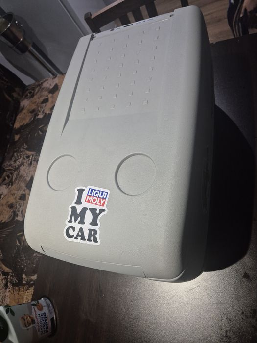 Хладилник Васко компресорен 12/24 волта