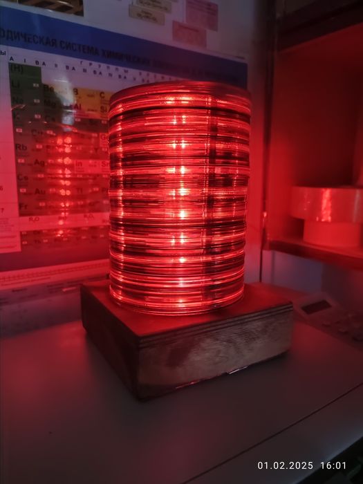 Светильник из cd - дисков