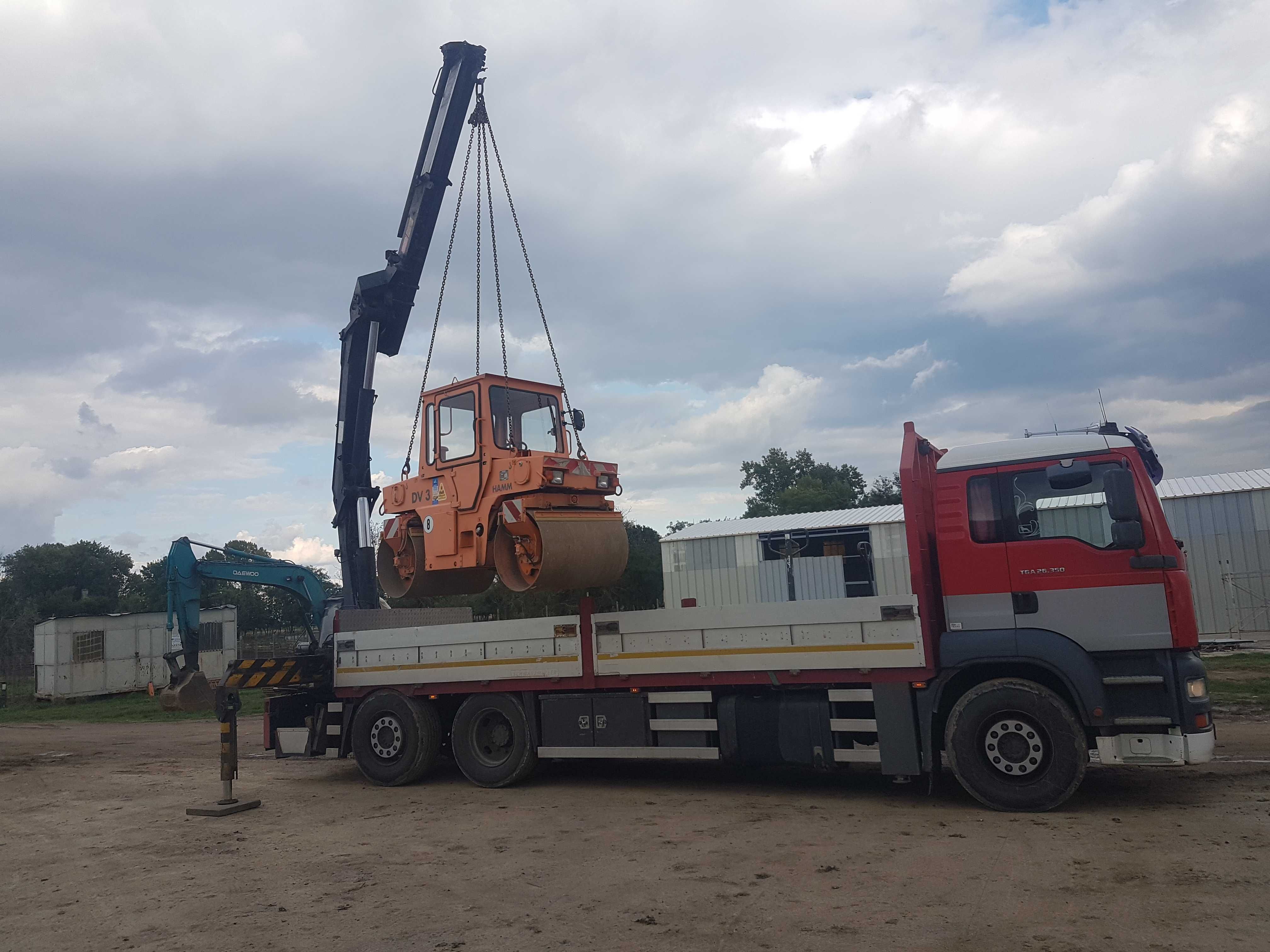 Camion cu macara de închiriat