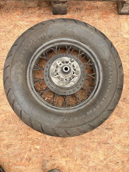 Roata spate Honda Shadow 600 + anvelopa Metzeler ME888 200/70/15 2022