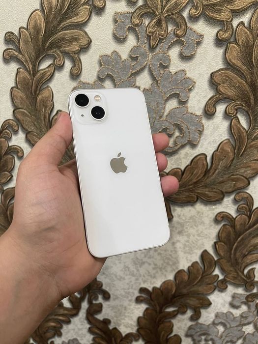 Продам iPhone 13