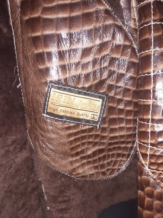 Geaca tip cojoc din piele naturală