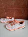 Adidas response boost 40 noi
