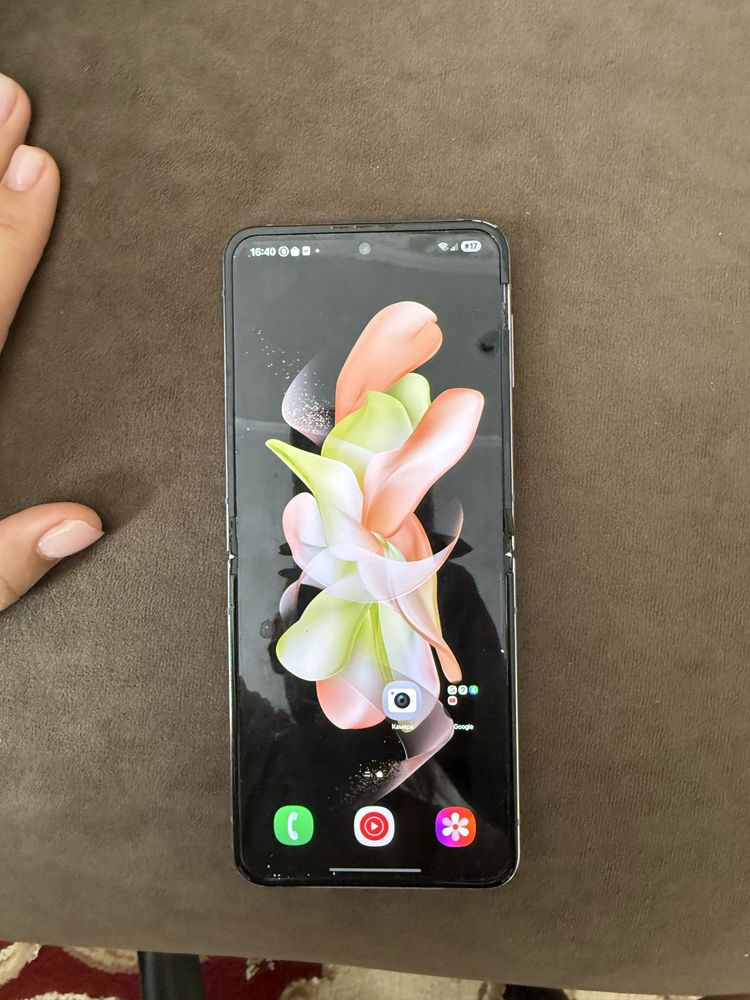 Samsung z flip 4