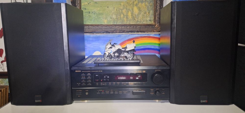 Boxe Quart. Boxe I.Q. Sony. Phillips Ribbon Twitter Denon avc a11sr.