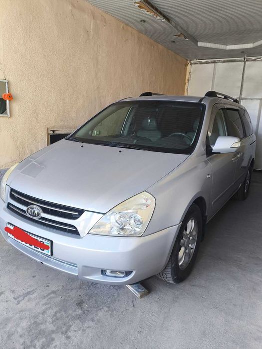 Такси в горы, поездка на Чарвак, Пирамиды, Бочка kia carnival