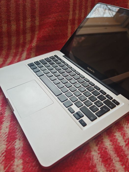 MacBook Pro 13 mid 2012 - i7, 8gb RAM, 128gb ssd, baterie 93%