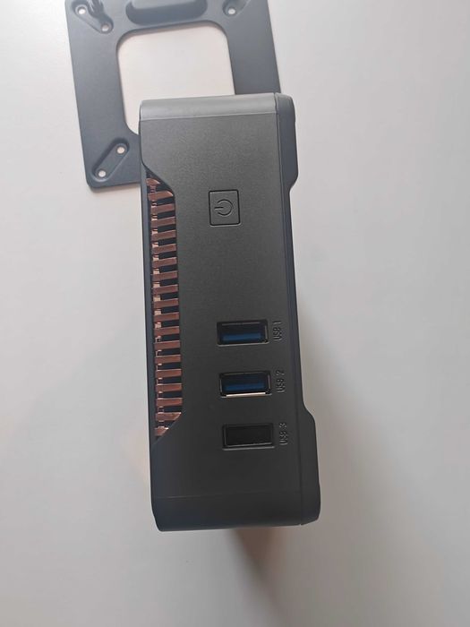 Мини компютър 128GB/8GB Ram