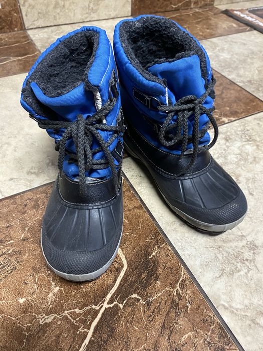 Ботуши Demar и други подарък