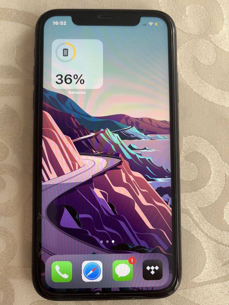 Черен iPhone 11 128gb