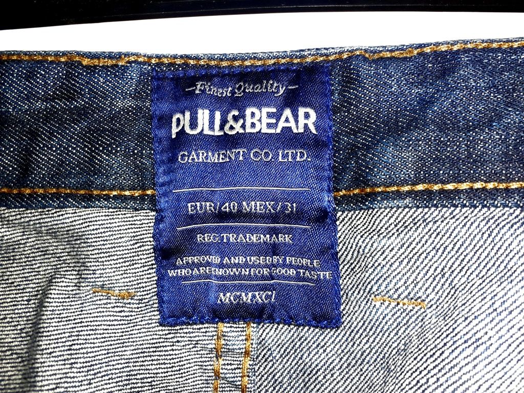 Blugi Pull&Bear Barbati EUR 40 / Mex 31