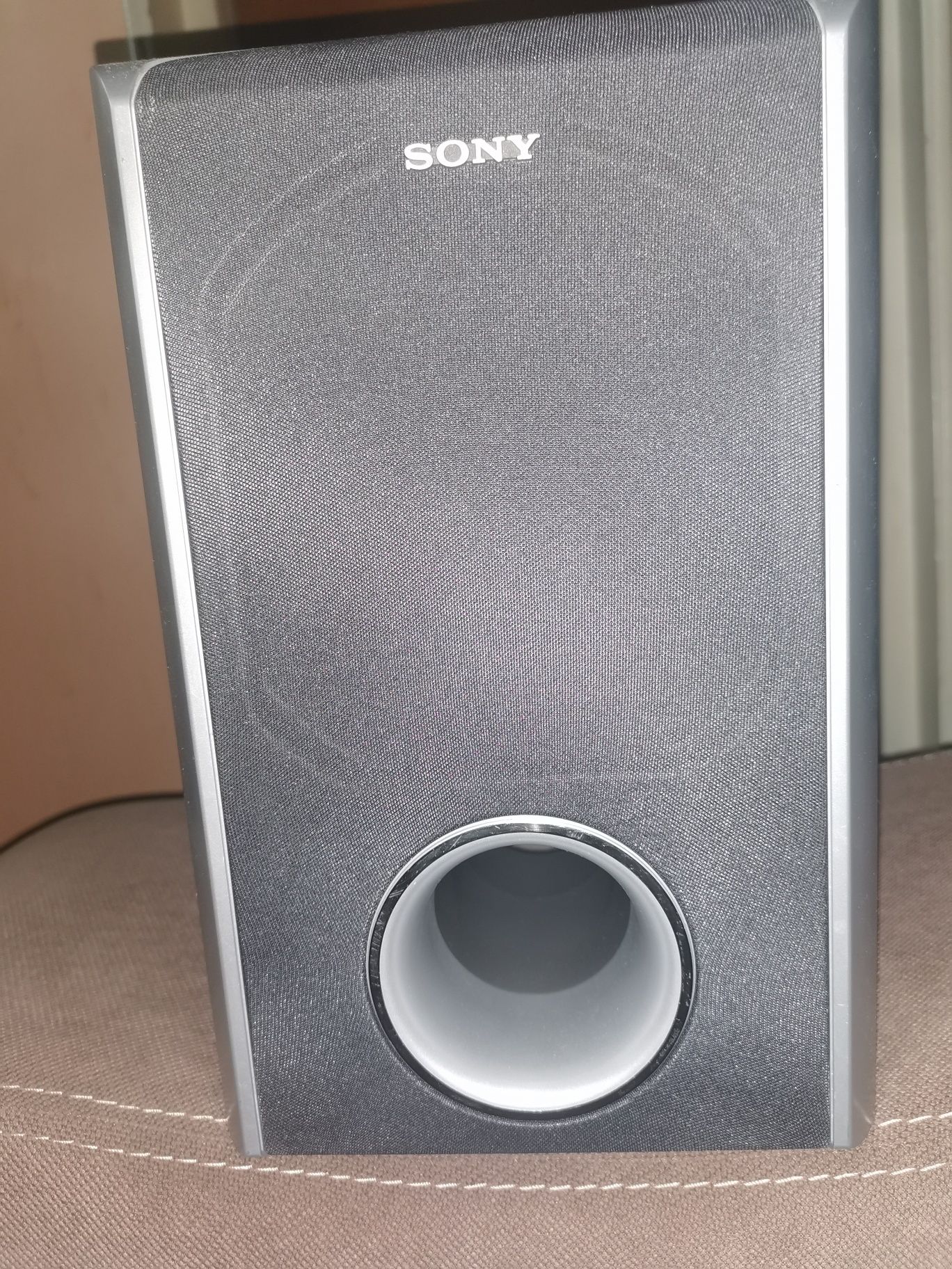 Vând sistem Sony HCD DZ 100