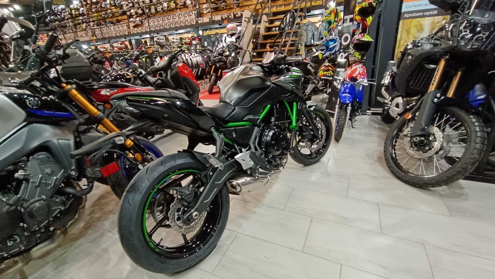 Kawasaki Z650 -0km pret livrare prin EST BIKE Campina