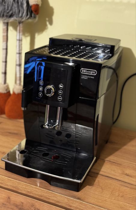 Espressor automat DeLonghi Magnifica S ECAM 23.260.B, 1450W, 1.8L, 15